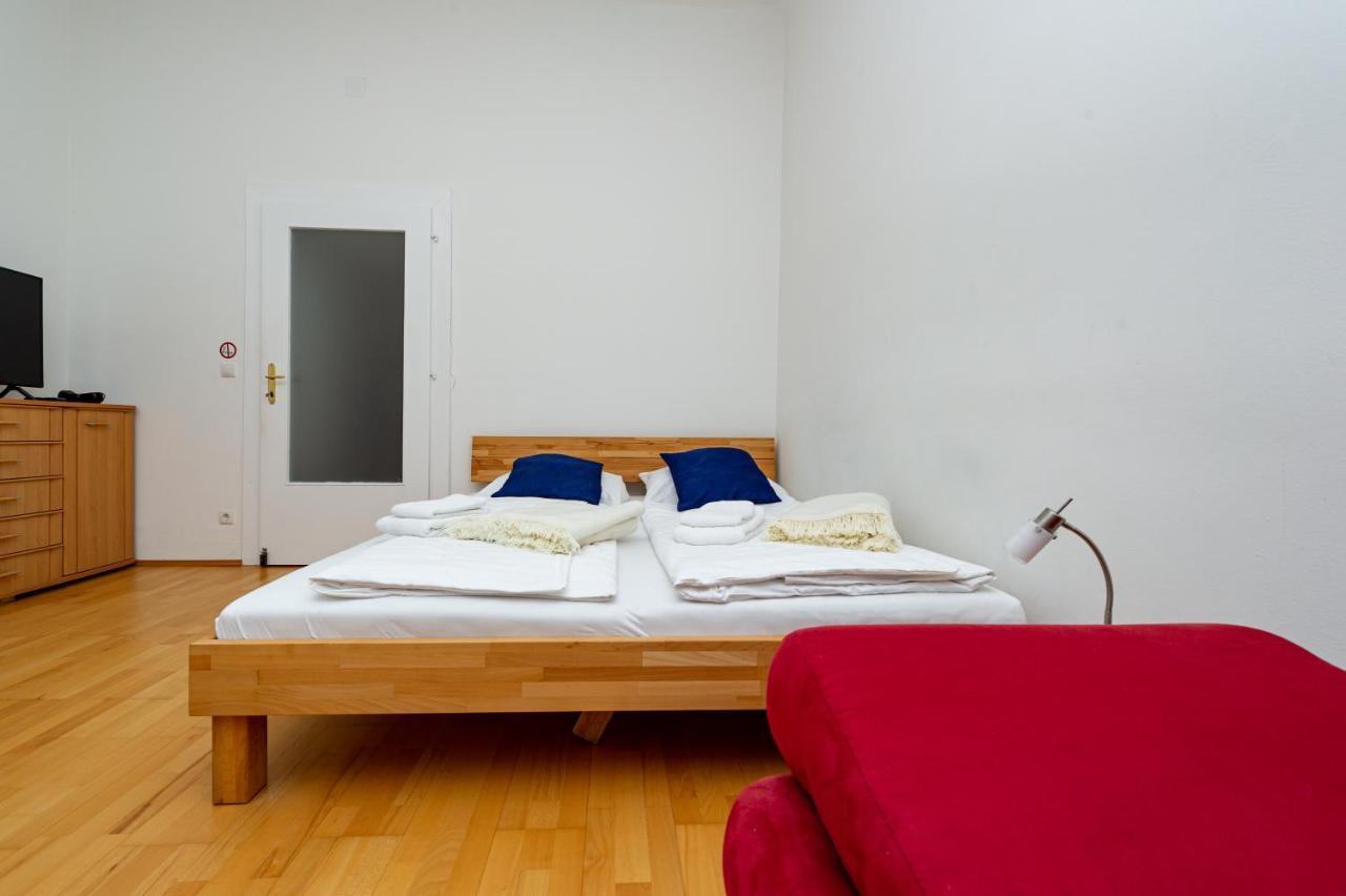Moderne 2-zimmer In *